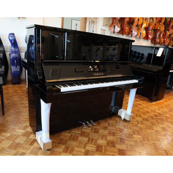 Yamaha UX3 Refurbished Upright Piano (SN3755045)