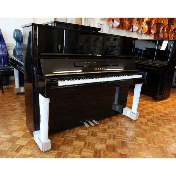 Yamaha UX1 Refurbished Upright Piano (SN3852378)