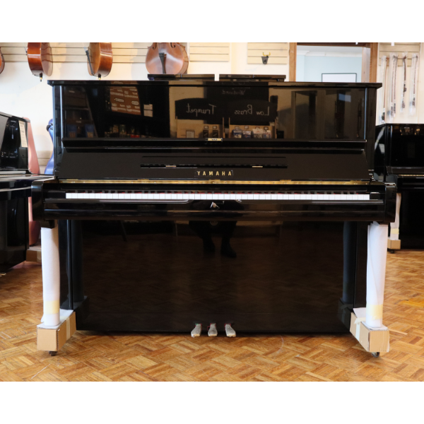 Yamaha U1H Refurbished Upright Piano (SN2441940)