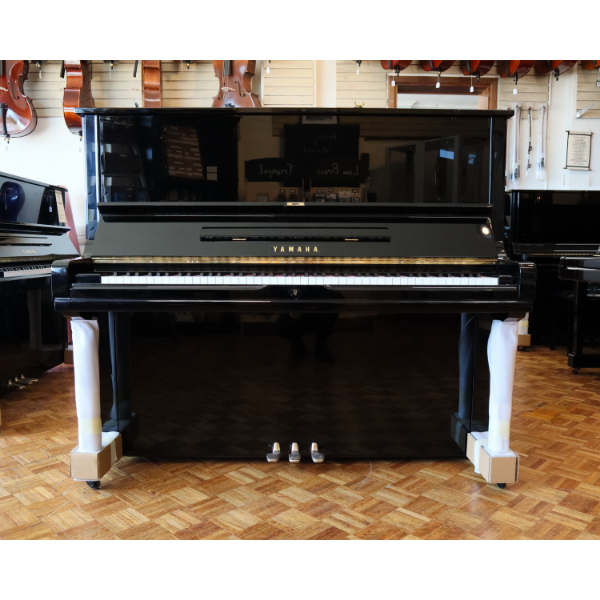 Yamaha U3H Refurbished Upright Piano (SN1622133)
