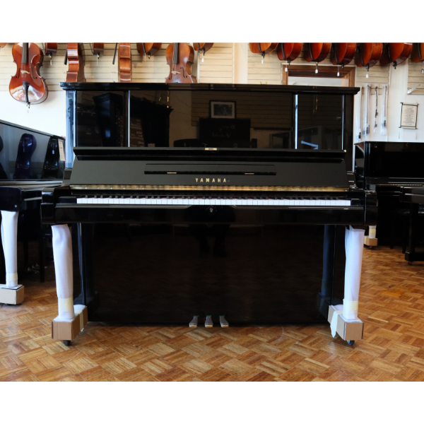 Yamaha UX3 Refurbished Upright Piano (SN3744083)