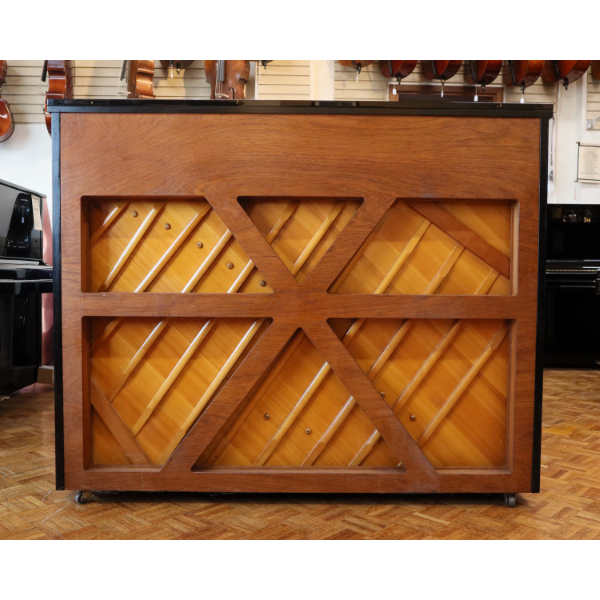 Yamaha UX3 Refurbished Upright Piano (SN4005196)