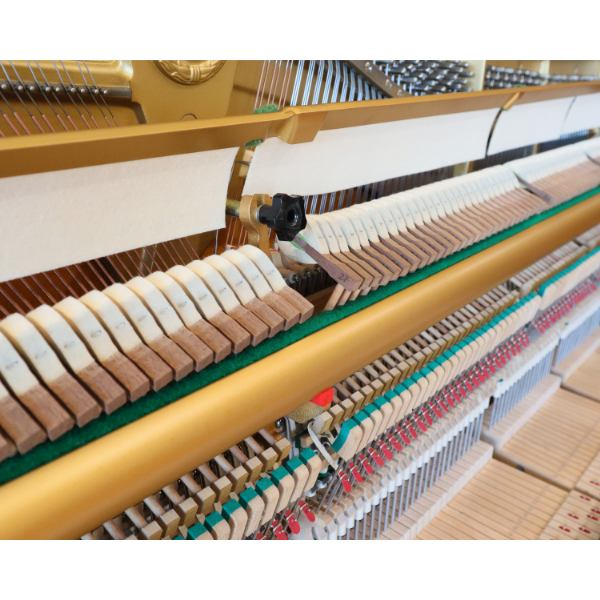 Yamaha YUX Refurbished Upright Piano (SN3385343)
