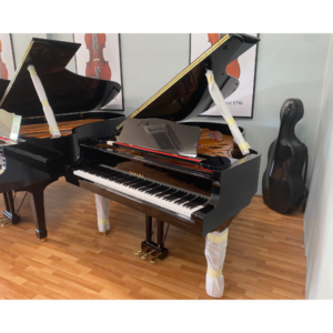 Yamaha-Refurbished-G5E-Grand-Piano-
